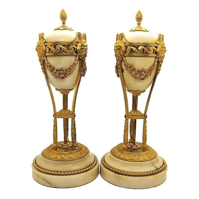 Cassolette (2) - Verguld brons - Pareja Cassolettes, Antiek en Kunst, Antiek | Meubels | Stoelen en Sofa's