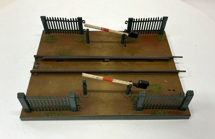 Märklin – Dubbele Spoorwegovergang met slagbomen –, Antiek en Kunst, Antiek | Speelgoed