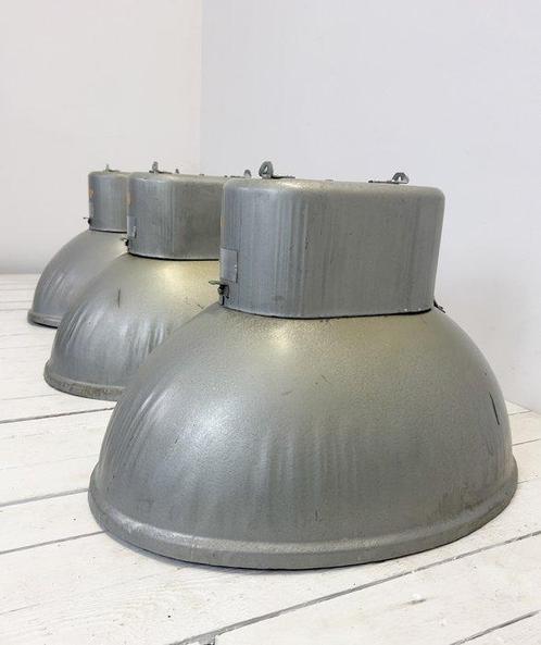 Lampe à suspendre (3) - Acier, Aluminium, Antiek en Kunst, Antiek | Wandborden en Tegels