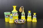 Ensemble coiffeuse - Ensemble de coiffeuse en émail peint