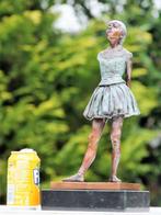 Edgar Degas (1834-1917) - Statue, 14 jarig danseresje - 39