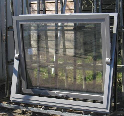 aluminium wentelraam , raam , chassis , kozijn 169 x 140, Doe-het-zelf en Bouw, Raamkozijnen en Schuifdeuren, Inclusief glas, Nieuw