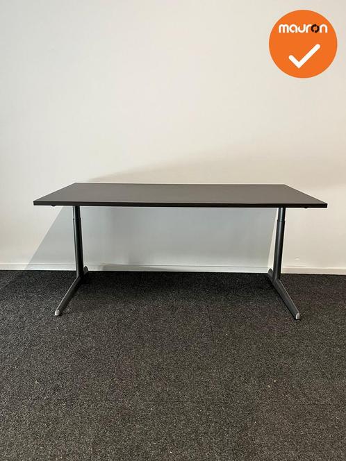 Ahrend 500 - Handmatig verstelbaar bureau - 160x80cm - Weng, Zakelijke goederen, Kantoor en Winkelinrichting | Kantoormeubilair en Inrichting