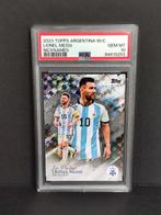 2023 - Topps - Argentina World Champions - Lionel Messi - La, Hobby en Vrije tijd, Verzamelkaartspellen | Overige, Nieuw