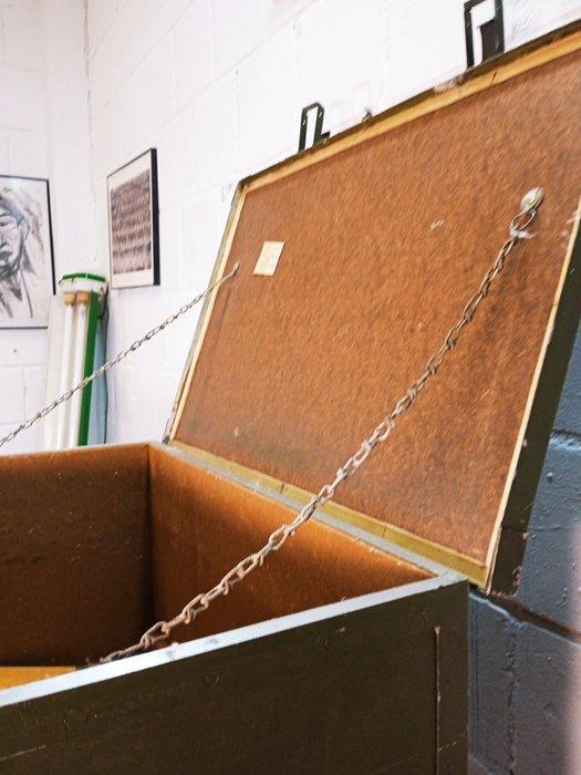 Kist - Grote militaire koffer - Hout, Metaal, Antiek en Kunst, Antiek | Wandborden en Tegels