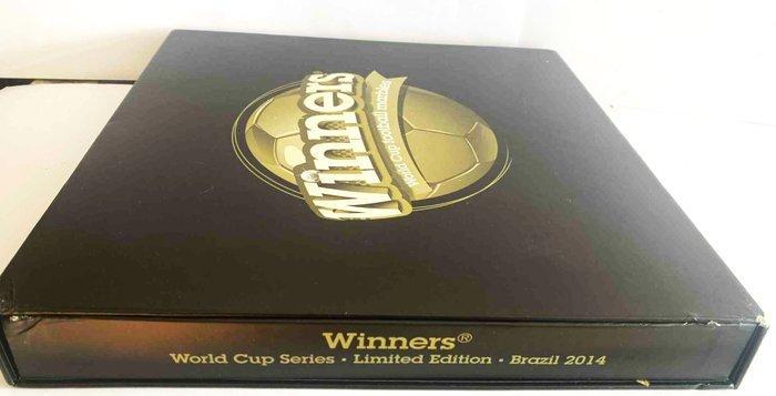Winners - Limited Set - Display box World Cup Football, Antiek en Kunst, Antiek | Overige Antiek