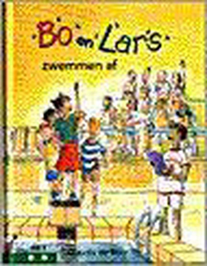 Bo en Lars zwemmen af / Klavertje twee-serie 9789020681208, Boeken, Kinderboeken | Jeugd | onder 10 jaar, Zo goed als nieuw, Verzenden