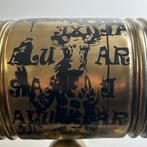 Daluxe Art - 1999 • Golden Power Gorilla • XXL