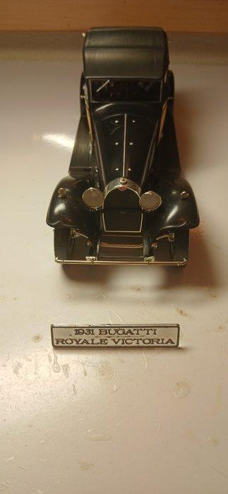 Italeri 1:24 - Modelauto (3) - 1931 Bugatti Royale Victoria, Hobby en Vrije tijd, Modelauto's | 1:5 tot 1:12