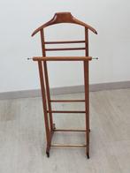 Dressboy - Servomuto - Hout