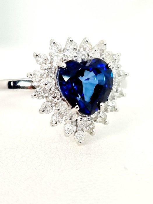 Ring - 18 karaat Witgoud Saffier - Diamant, Handtassen en Accessoires, Ringen