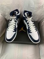 Air Jordan - Air Jordan 1 Mid, EU 52.5 - Sneakers - Neuf, Nieuw