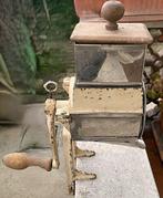 Industriële apparatuur - 1/3 - Oostenrijk - kaasrasp