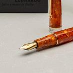 Leonardo Officina Italiana - Virtuosa Caramel GOLD Trim -, Verzamelen, Nieuw