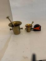 Vijzel en stamper (4) - 2 fraaie antiek bronzen vijzels twee, Antiek en Kunst