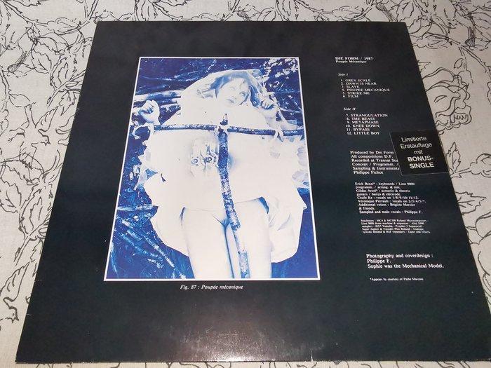 Die Form - 3x Special Vinyl Releases + The Book - die, Cd's en Dvd's, Vinyl Singles