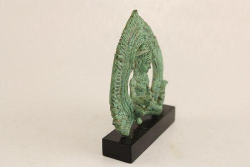 Bodhisattva with two daggers - Beeld - Cambodja (Zonder, Antiek en Kunst, Kunst | Niet-Westerse kunst