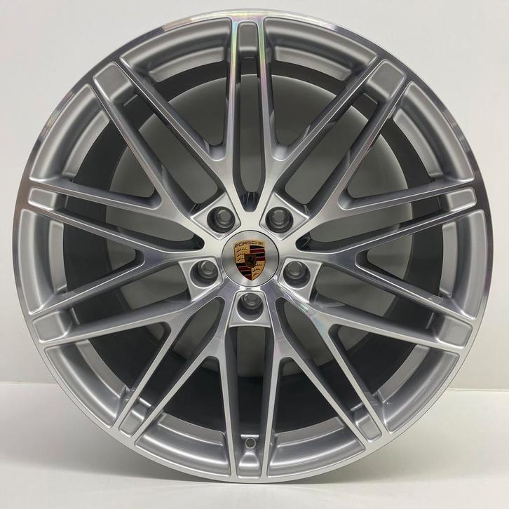 Porsche Macan IV (H2) ORIGINELE 22 RS Spyder zilver velgen, Auto-onderdelen, Banden en Velgen, Overige maten, Personenwagen, Gebruikt
