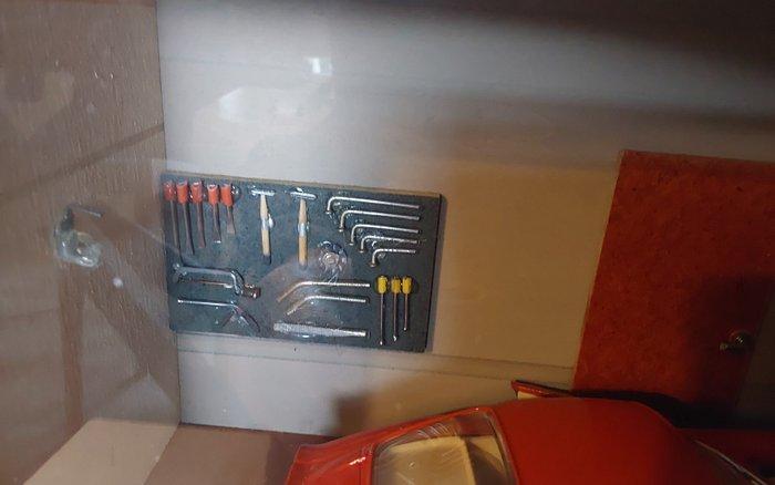 Artwork - Ferrari - Ferrari 1966 (maquette diorama) - 1966, Hobby en Vrije tijd, Modelauto's | 1:5 tot 1:12