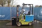 Veiling: Heftruck Clark EC500 Elektrisch 2500kg, Articles professionnels, Machines & Construction | Chariots élévateurs & Transport interne