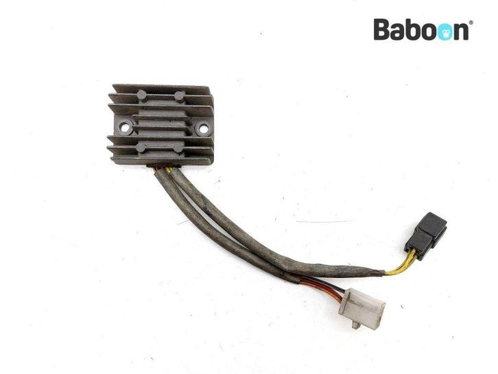 Spanningsregelaar Suzuki RG 125 Gamma 1985-1991 (SH539-13), Motoren, Onderdelen | Suzuki, Gebruikt, Verzenden