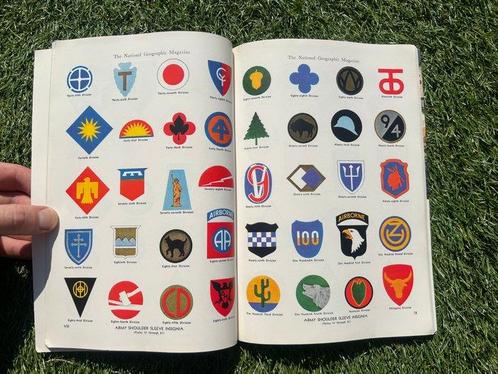 WW2 period Guide of the US Insignia / Patches / Medals -, Collections, Objets militaires | Seconde Guerre mondiale