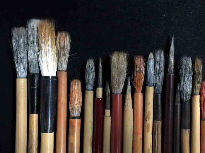 Japanese - Beeld, Set of 30 / Calligraphy brush / Japanese, Antiek en Kunst, Antiek | Speelgoed