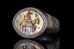 Middeleeuws Vergulde zilveren ring met Agnus Dei - Het Lam