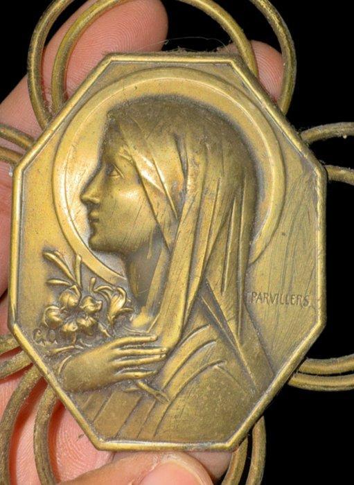 Plaque religieuse gothique ajourée (traforée) de style Art, Antiquités & Art, Curiosités & Brocante