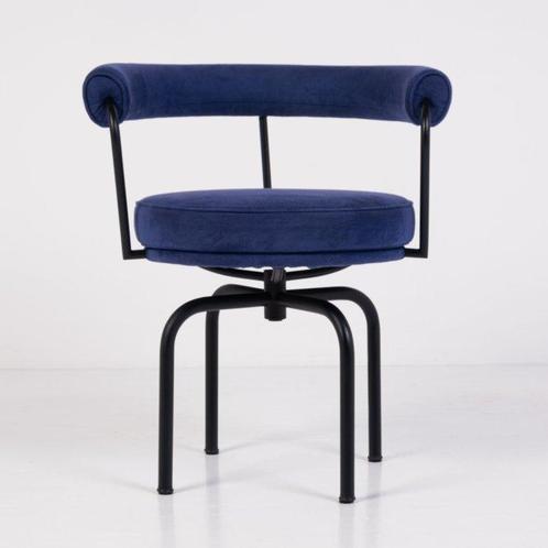 Cassina - Charlotte Perriand, Le Corbusier, Pierre Jeanneret, Antiek en Kunst, Kunst | Designobjecten