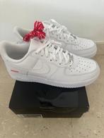 Nike Air Force 1 basse Supreme coloris blanc Taille 11 US /, Kleding | Heren, Schoenen, Nieuw