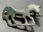 Oud-Romeins Brons Zoomorfe broche in de vorm van een paard,