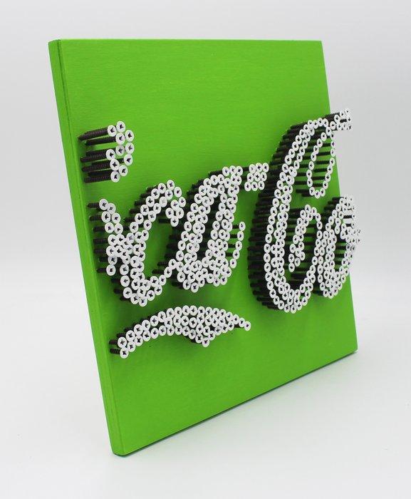 Alessandro Padovan (1983) - POP COLA GREEN (Screw Art), Antiek en Kunst, Kunst | Designobjecten