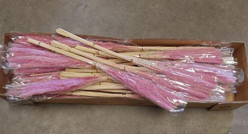 Dried pampas fluffy hot pink 70 cm corta +/- 15st, Hobby en Vrije tijd, Knutselen, Nieuw