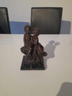 Auguste Moreau - Beeld, Deux enfants à la corbeille de