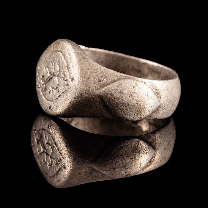Viking Zilveren ring met leeuw (Zonder Minimumprijs), Antiek en Kunst, Antiek | Overige Antiek