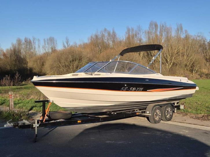2008 Bayliner 225 - Bowrider special Speedboot, Watersport en Boten, Speedboten