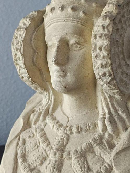Buste, Reproducción Dama de Elche - 26.5 cm - Kalksteen, Collections, Collections Animaux