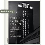 Uit de ivoren toren 9789490880170 Gita Deneckere, Boeken, Verzenden, Gelezen, Gita Deneckere