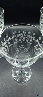 Boheems kristal - Wijnglas (5) - Kristal - Geëtste wittewijn, Antiek en Kunst