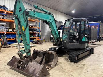 Mini-pelle 8t marque IHI 80VX3 moteur YANMAR beschikbaar voor biedingen