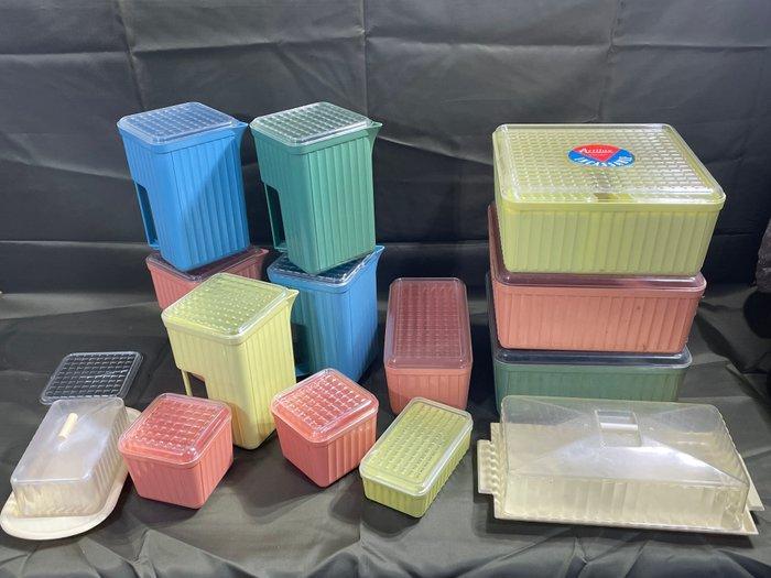 Artilux - Schotel (17) - Plastic, Antiek en Kunst, Antiek | Keukengerei