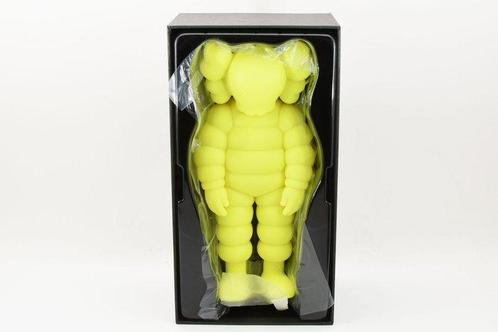 Kaws (1974) - WHAT PARTY Yellow, Antiquités & Art, Art | Peinture | Moderne