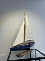 Statue, Unieke Zeilschip: De Kroon van het Dek - 57 cm -, Antiek en Kunst