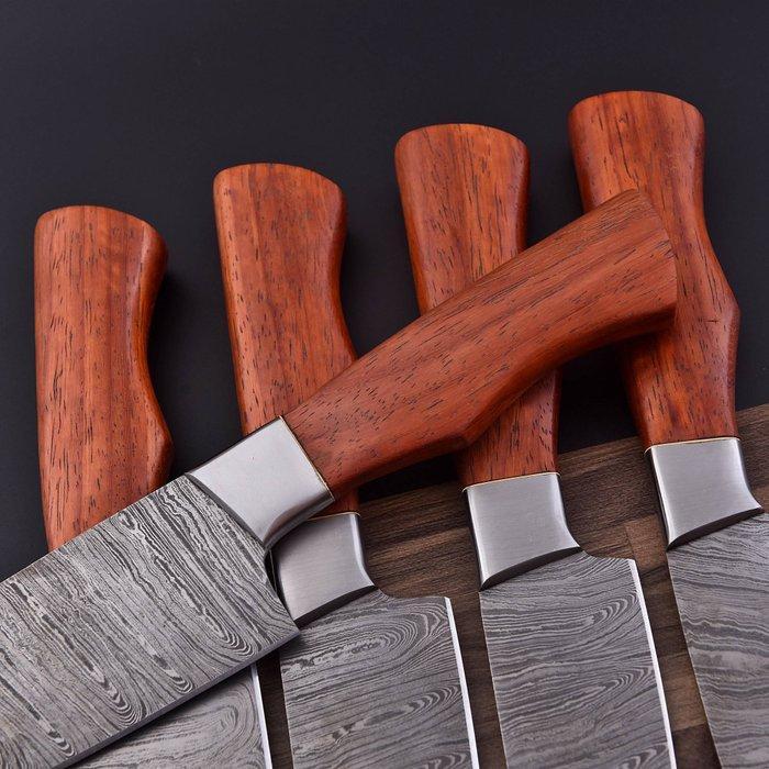 Keukenmes - Hout en met de hand gevouwen staal. - Noord, Antiek en Kunst, Antiek | Keukengerei