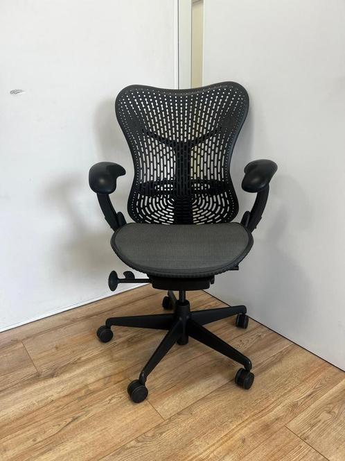 Herman Miller Mirra Full Option - Incl. Alle Tilt Locks!, Huis en Inrichting, Bureaustoelen, Bureaustoel, Zwart, Zo goed als nieuw