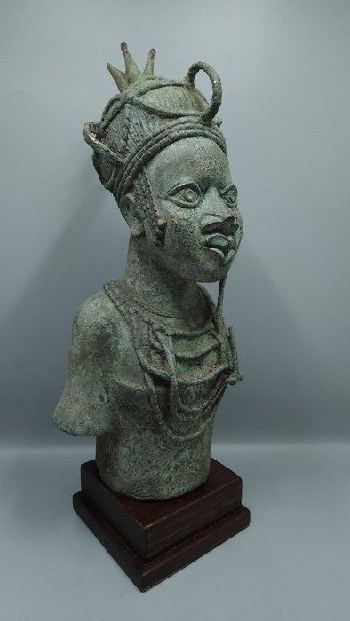 Prachtige buste royal - bini/edo - Nigeria (Zonder, Antiek en Kunst, Kunst | Niet-Westerse kunst