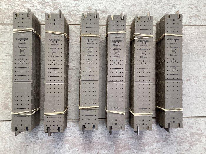 Fleischmann H0 - 6101 - Modeltreinsporen (60) - 60 x, Hobby & Loisirs créatifs, Trains miniatures | HO