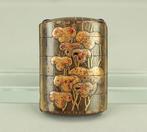 Inro, Antiek en Kunst