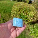 Larimar uit de Dominicaanse Republiek. Een 100% natuurlijk, Verzamelen